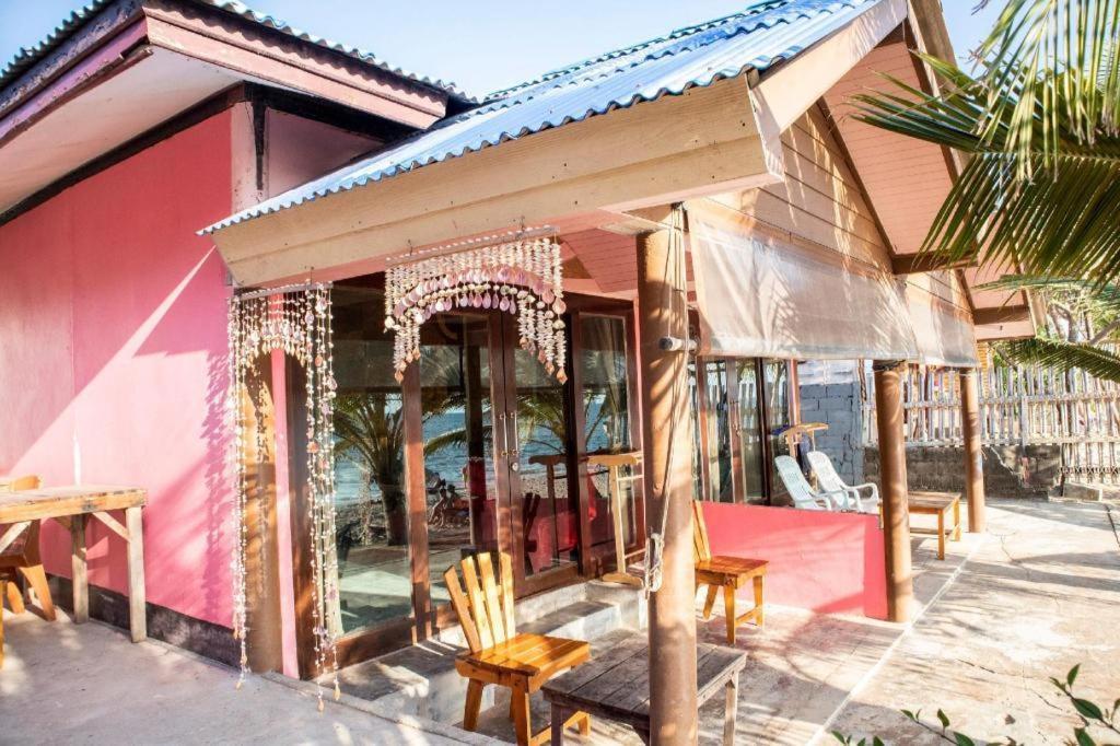 Oyo 797 Pink House Bungalow Ko Lanta Kültér fotó