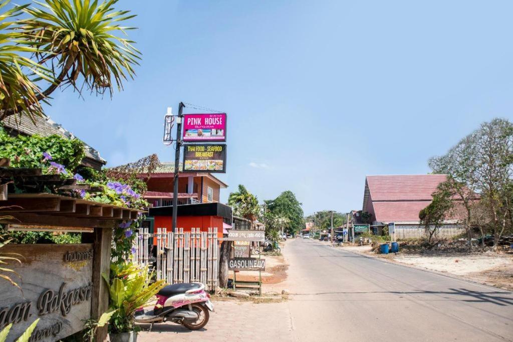 Oyo 797 Pink House Bungalow Ko Lanta Kültér fotó